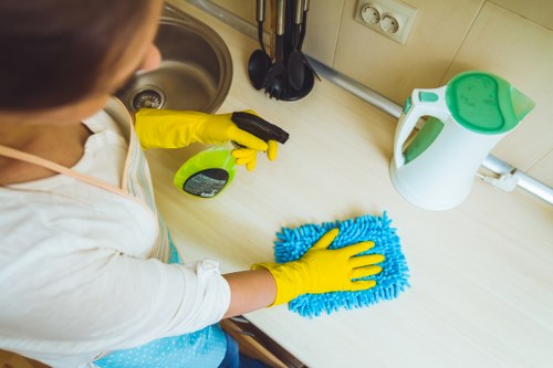 Deep mattress cleaning for a London flat in Notting Hill